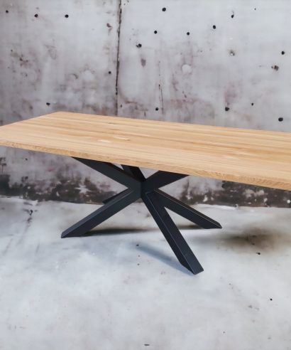 Esstisch, Tisch mit Metallgestell, Industrial, Tisch, Holztisch, Lofttisch, Holz, massiv Holz, Eichenholz, Holzplatte, Tischplatte, Massmöbel, luxus möbel, moderne möbel, designermöbel, design möbel online shop, edle möbel, exklusive büromöbel, Exklusive Möbel, Echtholz, Echtholzmöbel, echtes Holz, Massivholz