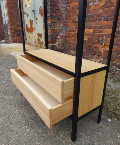 Schrank aus Holz, Sideboard, Lowboard, holz Möbel, Möbel vollholz, Möbel holz massiv, Möbel Massivholz, Holzmöbel, Möbel aus Holz, Möbel echtholz, Möbel aus Holz, luxus Möbel, moderne Möbel, designermöbel, design möbel online shop, edle Möbel, Exklusive Möbel, Skandinavisch, Massmöbel, Industrial, Loft, Holz, massiv Holz, Eichenholz, Holzplatte, Exklusive Möbel, Massivholz, Echtholz, Echtholzmöbel, Mid-Century, Kommode, Kommode aus Holz, skandinavisch Design, Garderobe, Garderobe mit Metallgestell