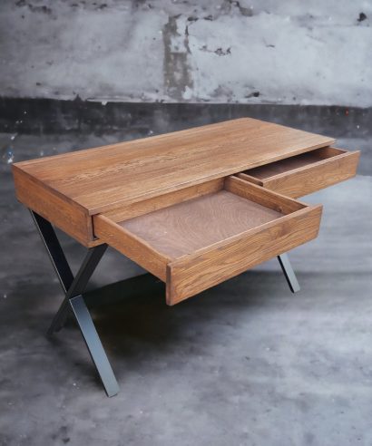 Schreibtisch mit Schublade, holz Möbel, Möbel vollholz, Möbel holz massiv, Möbel Massivholz, Holzmöbel, Möbel aus Holz, Möbel echtholz, Möbel aus Holz, luxus Möbel, moderne Möbel, designermöbel, design möbel online shop, edle Möbel, Exklusive Möbel, Skandinavisch, Massmöbel, Industrial, Loft, Holz, massiv Holz, Eichenholz, Holzplatte, Exklusive Möbel, Waschtisch, Massivholz, Echtholz, Echtholzmöbel, Schreibtisch mit Schubladen, Schreibtisch mit Metallgestell, skandinavisch Design, skandinavisch Schreibtisch, Schreibtisch aus Holz