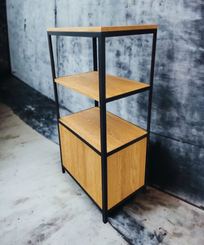 Schrank aus Holz, Sideboard, Lowboard, holz Möbel, Möbel vollholz, Möbel holz massiv, Möbel Massivholz, Holzmöbel, Möbel aus Holz, Möbel echtholz, Möbel aus Holz, luxus Möbel, moderne Möbel, designermöbel, design möbel online shop, edle Möbel, Exklusive Möbel, Skandinavisch, Massmöbel, Industrial, Loft, Holz, massiv Holz, Eichenholz, Holzplatte, Exklusive Möbel, Massivholz, Echtholz, Echtholzmöbel, Mid-Century, Kommode, Kommode aus Holz, skandinavisch Design, Kommode aus Eiche