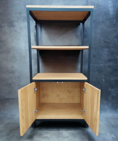 Schrank aus Holz, Sideboard, Lowboard, holz Möbel, Möbel vollholz, Möbel holz massiv, Möbel Massivholz, Holzmöbel, Möbel aus Holz, Möbel echtholz, Möbel aus Holz, luxus Möbel, moderne Möbel, designermöbel, design möbel online shop, edle Möbel, Exklusive Möbel, Skandinavisch, Massmöbel, Industrial, Loft, Holz, massiv Holz, Eichenholz, Holzplatte, Exklusive Möbel, Massivholz, Echtholz, Echtholzmöbel, Mid-Century, Kommode, Kommode aus Holz, skandinavisch Design, Kommode aus Eiche