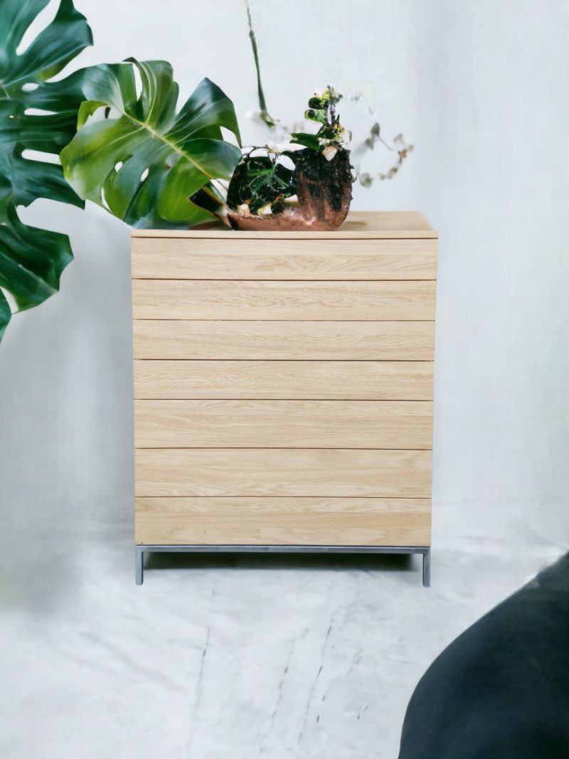 Kommode aus Holz, Kommode aus Eiche, Schrank aus Holz, Sideboard, Lowboard, holz Möbel, Möbel vollholz, Möbel holz massiv, Möbel Massivholz, Holzmöbel, Möbel aus Holz, Möbel echtholz, Möbel aus Holz, luxus Möbel, moderne Möbel, designermöbel, design möbel online shop, edle Möbel, Exklusive Möbel, Skandinavisch, Massmöbel, Industrial, Loft, Holz, massiv Holz, Eichenholz, Holzplatte, Exklusive Möbel, Massivholz, Echtholz, Echtholzmöbel, Mid-Century, Kommode, Kommode aus Holz, skandinavisch Design
