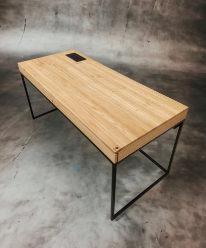 holz Möbel, Möbel vollholz, Möbel holz massiv, Möbel Massivholz, Holzmöbel, Möbel aus Holz, Möbel echtholz, Möbel aus Holz, luxus Möbel, moderne Möbel, designermöbel, design möbel online shop, edle Möbel, Exklusive Möbel, Skandinavisch, Massmöbel, Industrial, Loft, Holz, massiv Holz, Eichenholz, Holzplatte, Exklusive Möbel, Waschtisch, Massivholz, Echtholz, Echtholzmöbel, Schreibtisch mit Schubladen, Schreibtisch mit Metallgestell, skandinavisch Design, skandinavisch Schreibtisch, Schreibtisch aus Holz