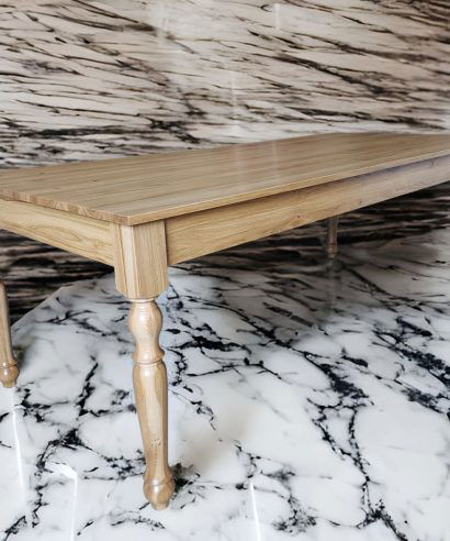 Esstisch, echtes Holz, Tisch, Holztisch, skandinavisch Design, skandinavisch Tisch, Holz, massiv Holz, Eichenholz, Holzplatte, Tischplatte, Schreibtisch, Massmöbel, luxus möbel, moderne möbel, designermöbel, design möbel online shop, edle möbel, exklusive Esstische, Exklusive Möbel, Echtholz, Echtholzmöbel, Esstisch aus Holz, Tisch aus Holz, Ausziehtisch