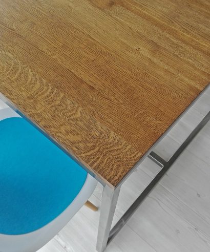Esstisch, Tisch mit Metallgestell, Industrial, Tisch, Holztisch, Lofttisch, Holz, massiv Holz, Eichenholz, Holzplatte, Tischplatte, Massmöbel, luxus möbel, moderne möbel, designermöbel, design möbel online shop, edle möbel, exklusive büromöbel, Exklusive Möbel, Echtholz, Echtholzmöbel, echtes Holz, Massivholz