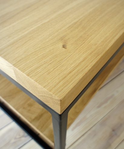 Kaffeetisch, Couchtisch, Beistelltisch, Industrial, Lofttisch, Holz, massiv Holz, Eichenholz, Holzplatte, Tischplatte, Massmöbel, luxus möbel, moderne möbel, designermöbel, design möbel online shop, edle möbel, exklusive büromöbel, Exklusive Möbel, Echtholz, Echtholzmöbel, echtes Holz, Massivholz