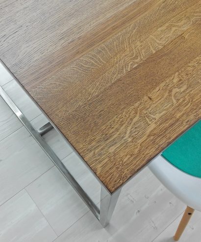 Esstisch, Tisch mit Metallgestell, Industrial, Tisch, Holztisch, Lofttisch, Holz, massiv Holz, Eichenholz, Holzplatte, Tischplatte, Massmöbel, luxus möbel, moderne möbel, designermöbel, design möbel online shop, edle möbel, exklusive büromöbel, Exklusive Möbel, Echtholz, Echtholzmöbel, echtes Holz, Massivholz