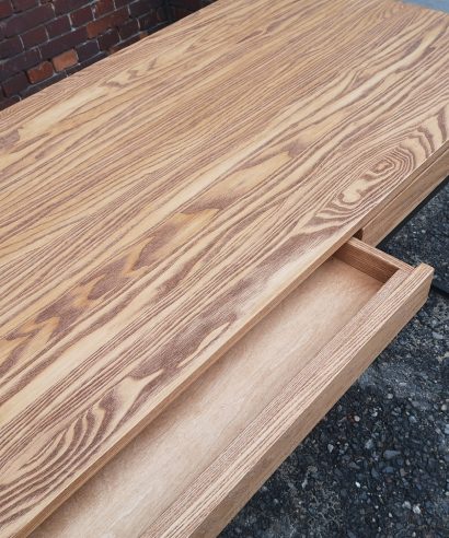 Schreibtisch mit Metallgestell, luxus möbel, moderne möbel, designermöbel, design möbel online shop, edle möbel, exklusive büromöbel, Exklusive Möbel, Schreibtisch, Skandinavisch, Tisch,, Schreibtisch, Skandinavisch, Tisch, Holztisch, Massmöbel, echtes Holz, Echtholz, Echtholzmöbel, Schreibtisch aus Holz