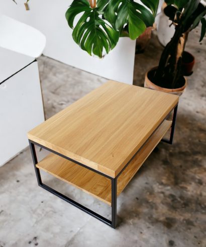 Kaffeetisch, Couchtisch, Beistelltisch, Industrial, Lofttisch, Holz, massiv Holz, Eichenholz, Holzplatte, Tischplatte, Massmöbel, luxus möbel, moderne möbel, designermöbel, design möbel online shop, edle möbel, exklusive büromöbel, Exklusive Möbel, Echtholz, Echtholzmöbel, echtes Holz, Massivholz, Couchtisch mit Metallgestell, skandinavisch Design