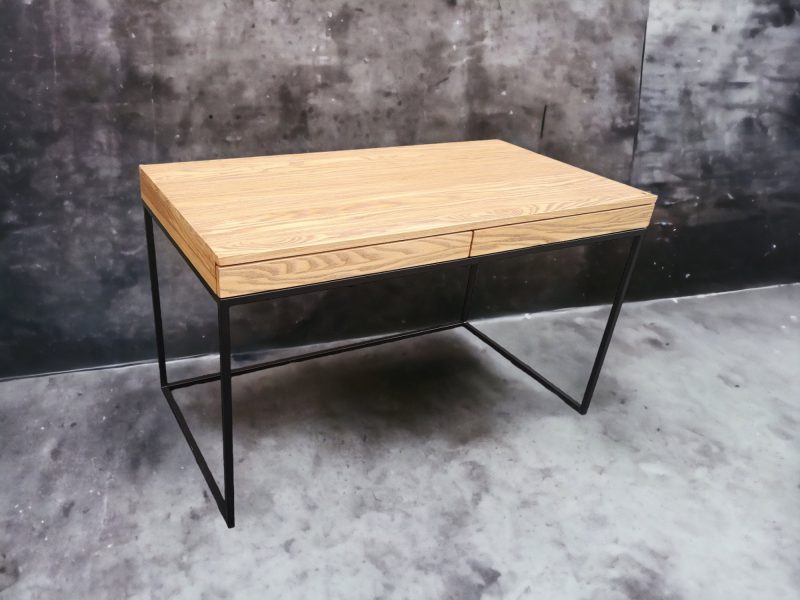 Schreibtisch mit Schublade, holz Möbel, Möbel vollholz, Möbel holz massiv, Möbel Massivholz, Holzmöbel, Möbel aus Holz, Möbel echtholz, Möbel aus Holz, luxus Möbel, moderne Möbel, designermöbel, design möbel online shop, edle Möbel, Exklusive Möbel, Skandinavisch, Massmöbel, Industrial, Loft, Holz, massiv Holz, Eichenholz, Holzplatte, Exklusive Möbel, Waschtisch, Massivholz, Echtholz, Echtholzmöbel, Schreibtisch mit Schubladen, Schreibtisch mit Metallgestell, skandinavisch Design, skandinavisch Schreibtisch, Schreibtisch aus Holz