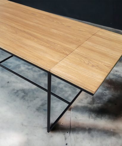 Ausziehtisch, Esstisch, echtes Holz, Tisch, Holztisch, Lofttisch, Holz, massiv Holz, Eichenholz, Holzplatte, Tischplatte, Schreibtisch, Massmöbel, luxus möbel, moderne möbel, designermöbel, design möbel online shop, edle möbel, exklusive Esstische, Exklusive Möbel, Echtholz, Echtholzmöbel
