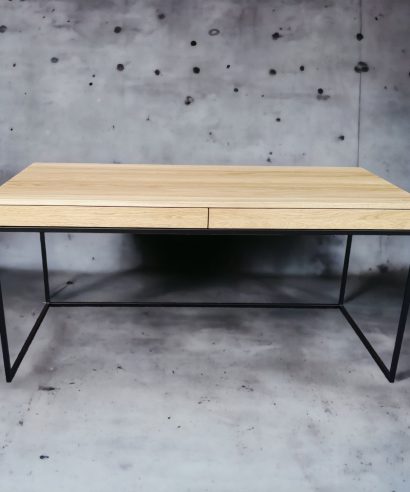 Schreibtisch mit Schublade, holz Möbel, Möbel vollholz, Möbel holz massiv, Möbel Massivholz, Holzmöbel, Möbel aus Holz, Möbel echtholz, Möbel aus Holz, luxus Möbel, moderne Möbel, designermöbel, design möbel online shop, edle Möbel, Exklusive Möbel, Skandinavisch, Massmöbel, Industrial, Loft, Holz, massiv Holz, Eichenholz, Holzplatte, Exklusive Möbel, Waschtisch, Massivholz, Echtholz, Echtholzmöbel, Schreibtisch mit Schubladen, Schreibtisch mit Metallgestell, skandinavisch Design, skandinavisch Schreibtisch, Schreibtisch aus Holz