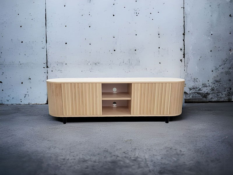 Massivholzmöbel vom Schreiner, Lowboard aus Eichenholz, TV-Schrank, Sideboard, Lowboard, holz Möbel, Möbel vollholz, Möbel holz massiv, Möbel Massivholz, Holzmöbel, Möbel aus Holz, Möbel echtholz, Möbel aus Holz, luxus Möbel, moderne Möbel, designermöbel, design möbel online shop, edle Möbel, Exklusive Möbel, Massmöbel, Industrial, Loft, Holz, massiv Holz, Eichenholz, Holzplatte, Exklusive Möbel, Massivholz, Echtholz, Echtholzmöbel, Mid-Century Möbel, Mid-Century Eiche, luxus möbel, moderne möbel, designermöbel, design möbel online shop, edle möbel, exklusive Medien-Möbel, Exklusive Möbel, Skandinavisch, Massmöbel, echtes Holz, Echtholz, Echtholzmöbel, Lowboard aus Eiche, Massivholzmöbel vom Schreiner, Maßmöbel vom Schreiner, TV-Schrank vom Schreiner, Lowboard vom Schreiner, boho, mid century, skandinavisch, Designer-Nachttisch, Mid-Century, Mid-Century Modern Lowboard, Mid-Century Modern TV-Schrank, Mid-Century Modern, Mid-Century Modern Kommode, Massivholzmöbel nach Maß vom Schreiner