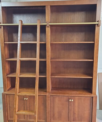 Bibliothek aus Eiche, Regal aus Holz